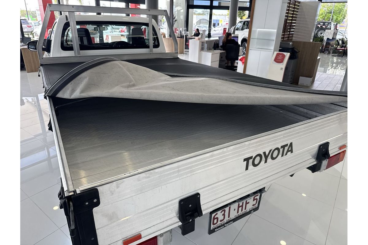 2017 Toyota Hilux Workmate TGN121R Rear Wheel Drive