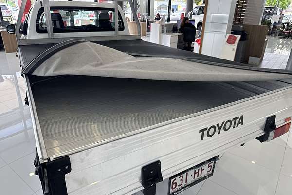 2017 Toyota Hilux Workmate TGN121R Rear Wheel Drive