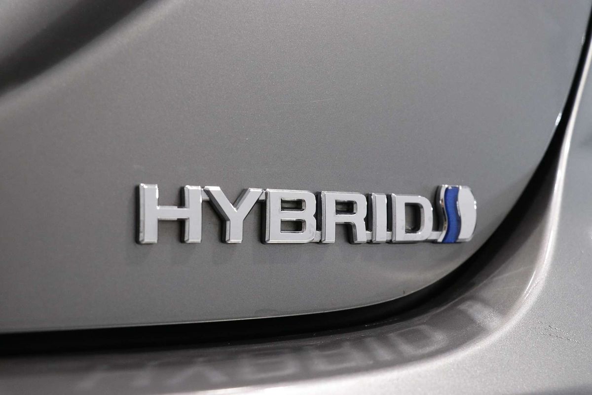 2022 Toyota Camry Ascent AXVH70R