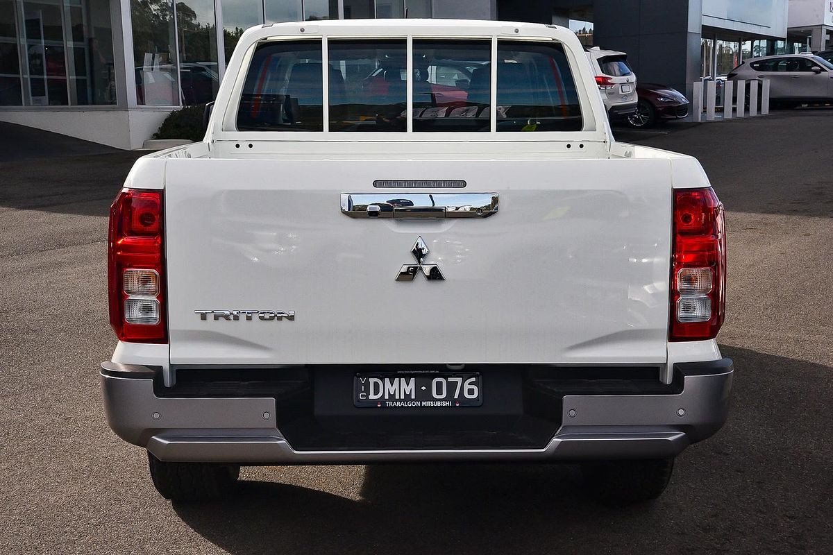 2024 Mitsubishi Triton GLX MV 4X4