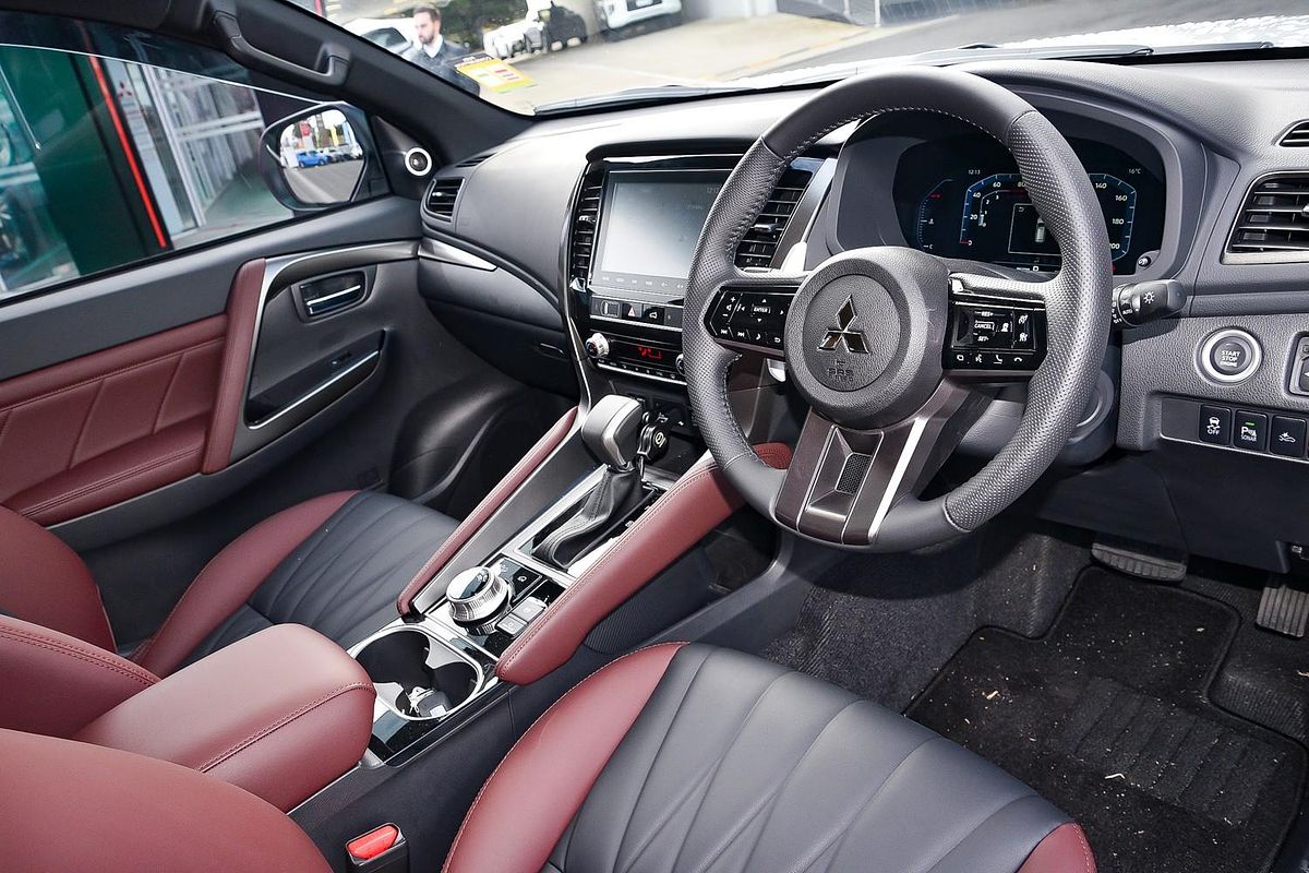 2025 Mitsubishi Pajero Sport GSR QG