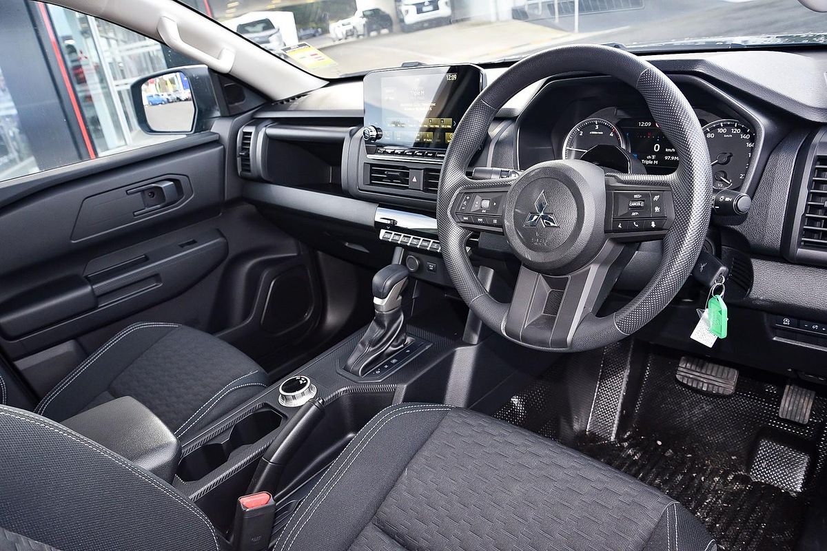 2025 Mitsubishi Triton GLX+ MV 4X4