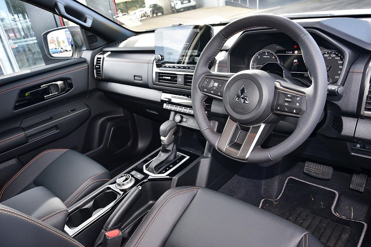 2025 Mitsubishi Triton GSR MV 4X4