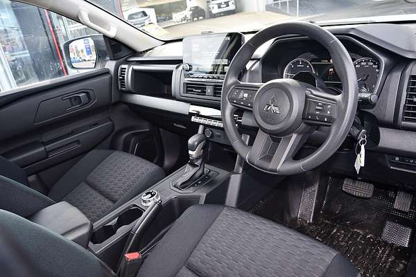 2024 Mitsubishi Triton GLX MV 4X4