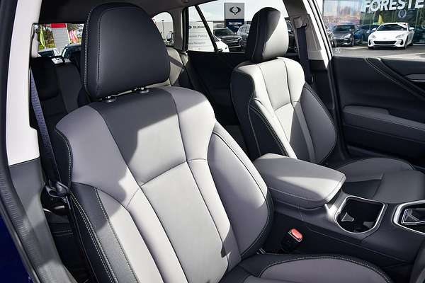 2025 Subaru Outback AWD Sport XT 6GEN