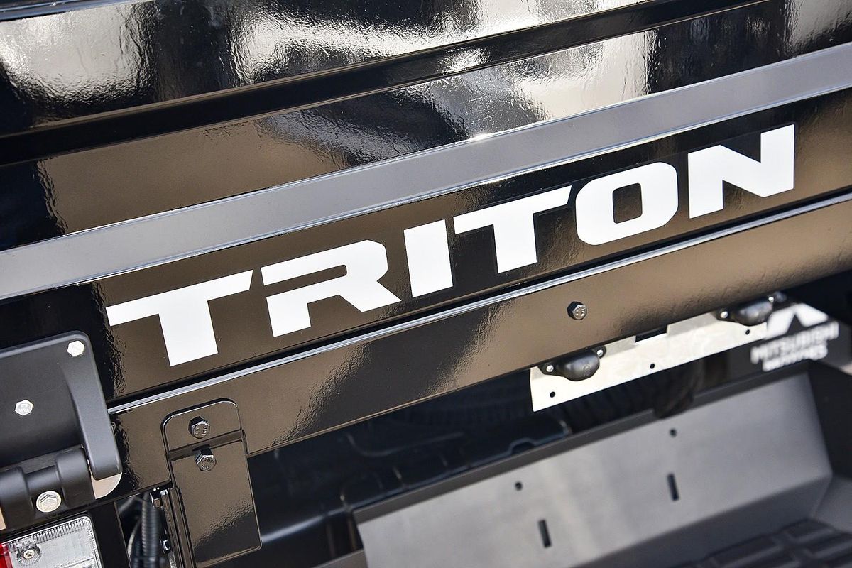 2025 Mitsubishi Triton GSR MV 4X4