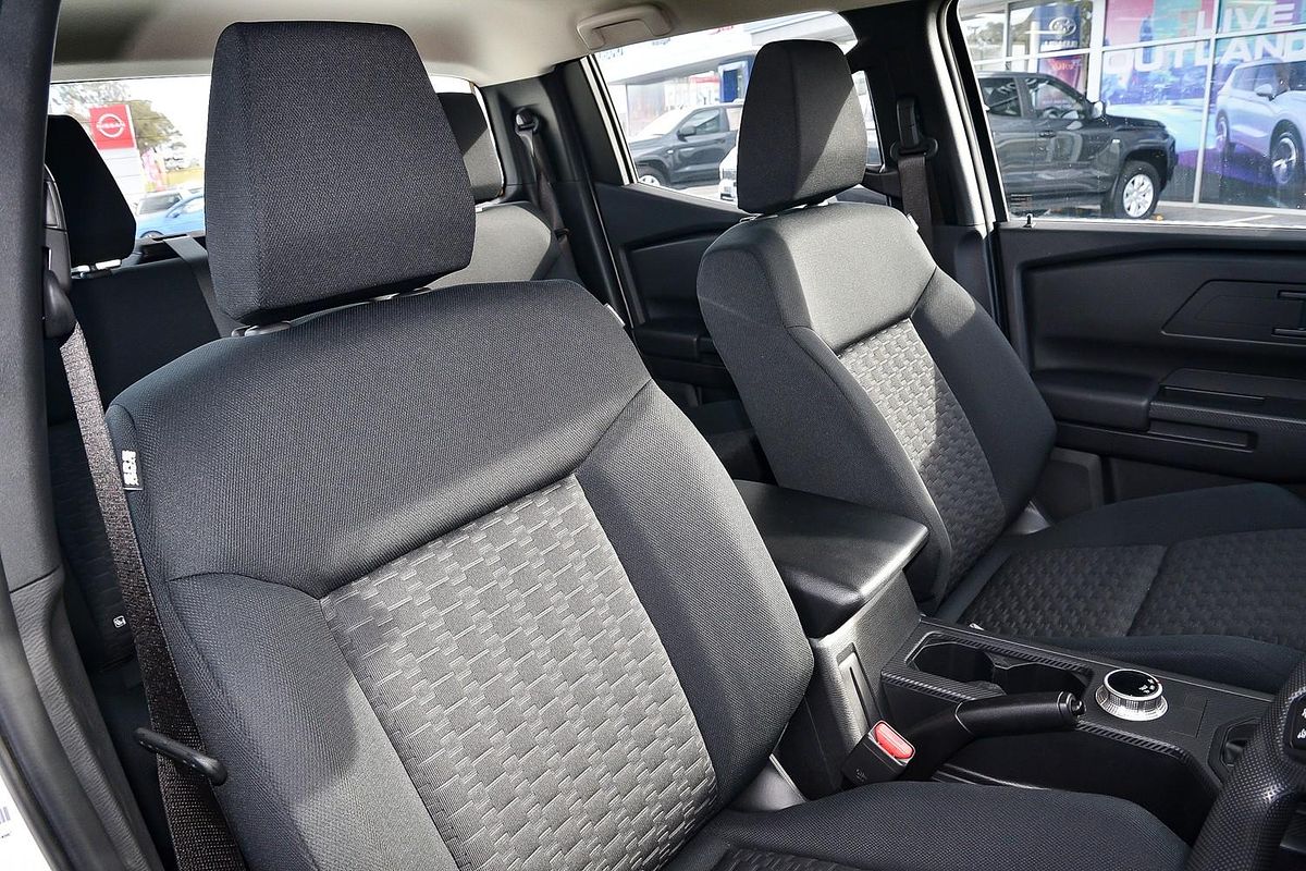 2024 Mitsubishi Triton GLX MV 4X4