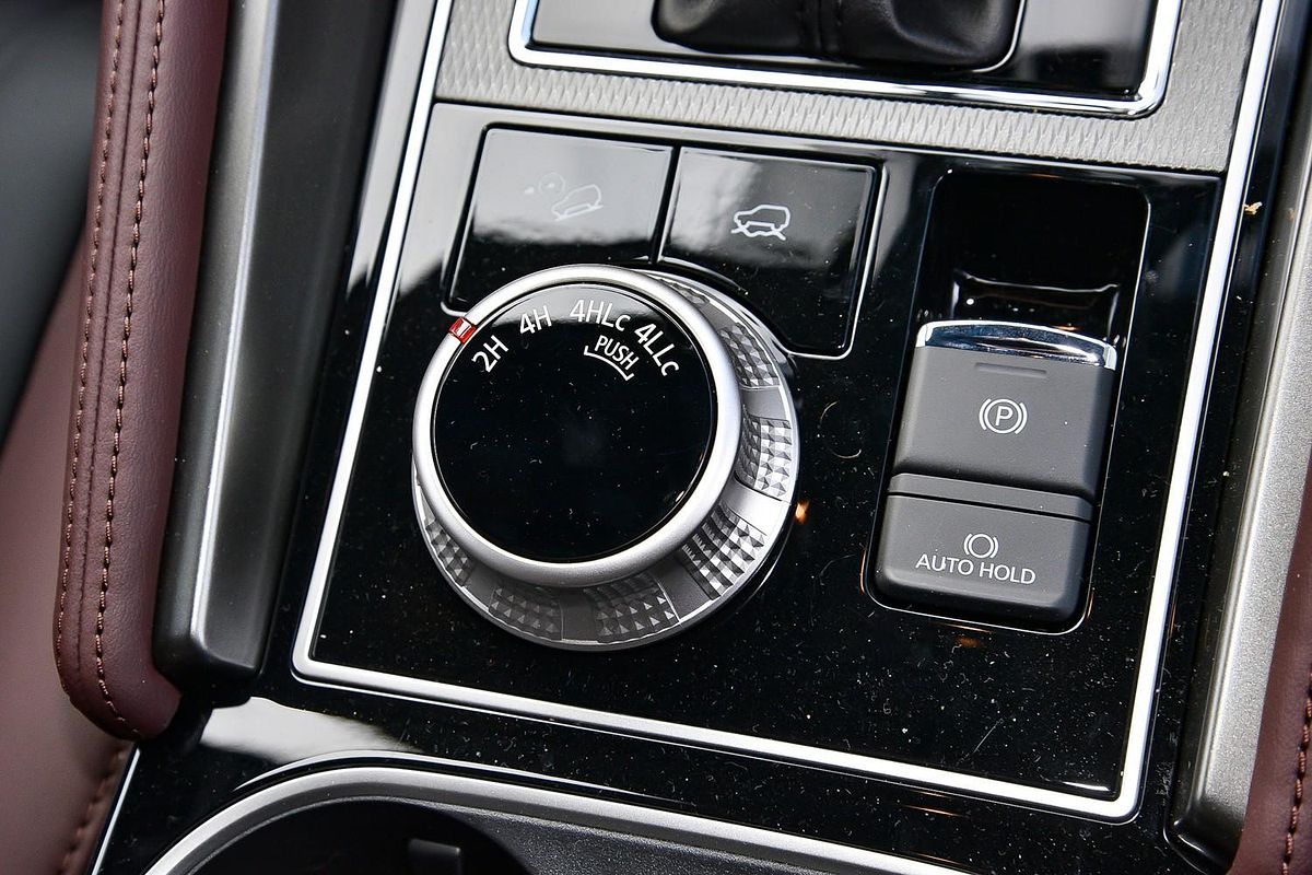 2025 Mitsubishi Pajero Sport GSR QG