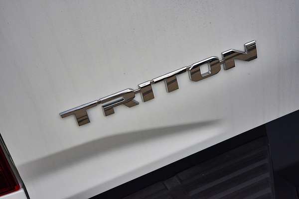 2024 Mitsubishi Triton GLX MV 4X4