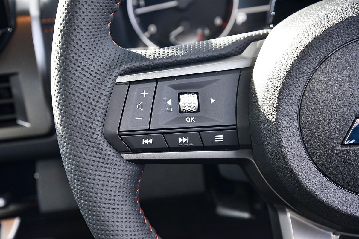 2025 Mitsubishi Triton GSR MV 4X4