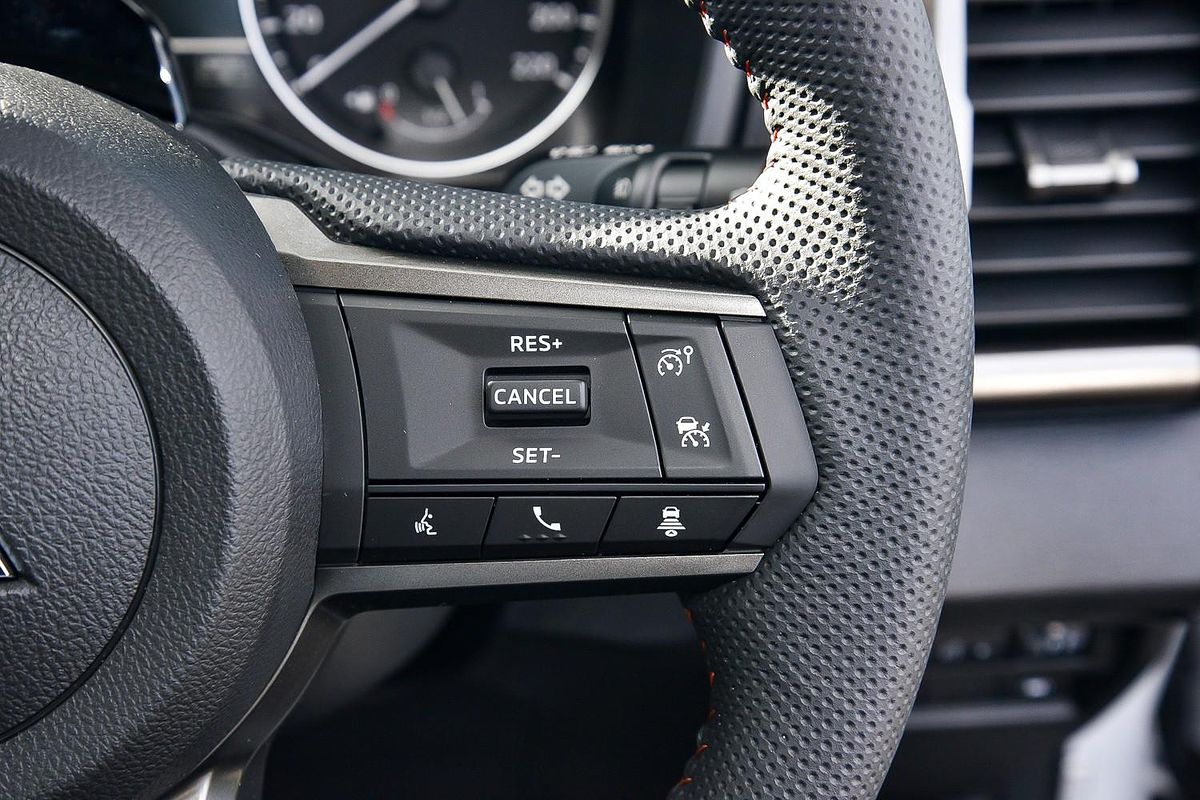 2025 Mitsubishi Triton GSR MV 4X4