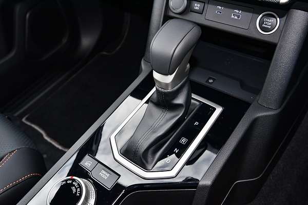 2025 Mitsubishi Triton GSR MV 4X4