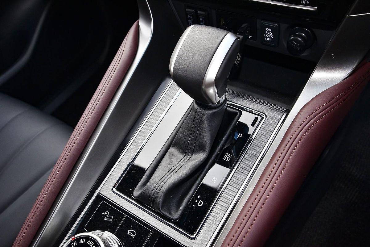 2025 Mitsubishi Pajero Sport GSR QG