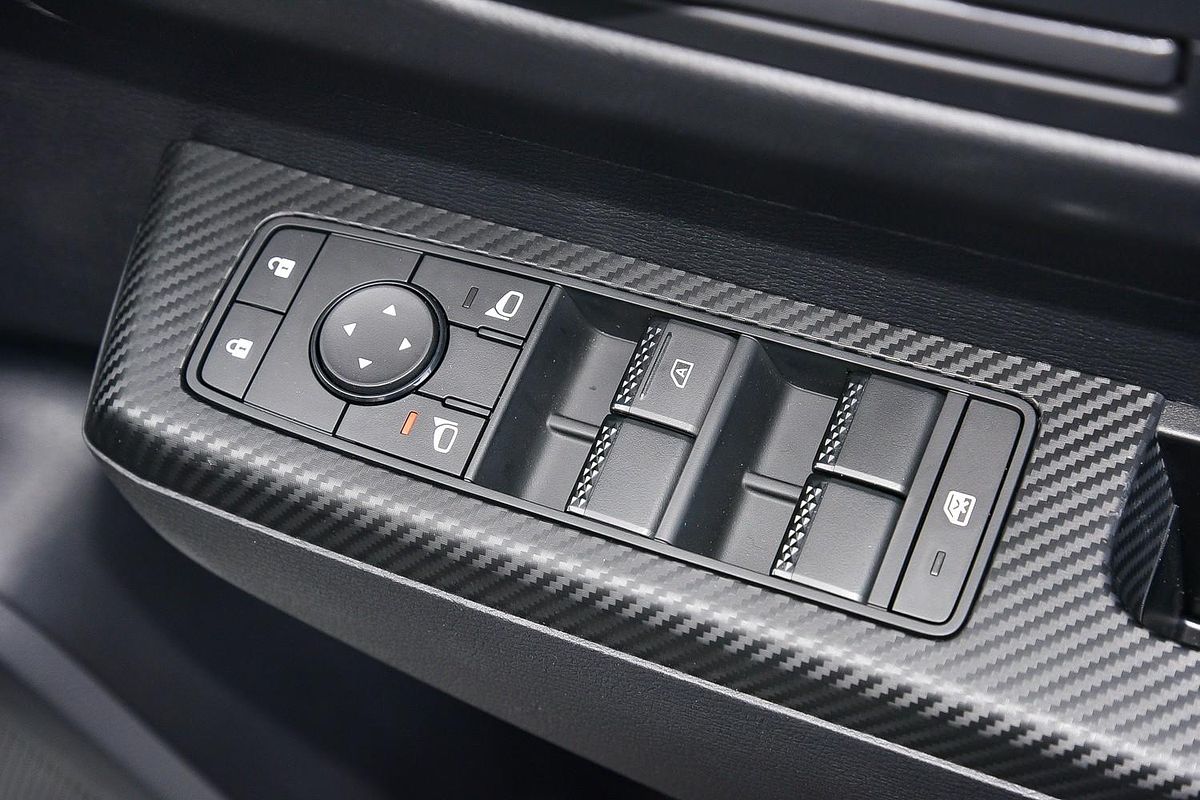 2024 Mitsubishi Triton GLX-R MV 4X4