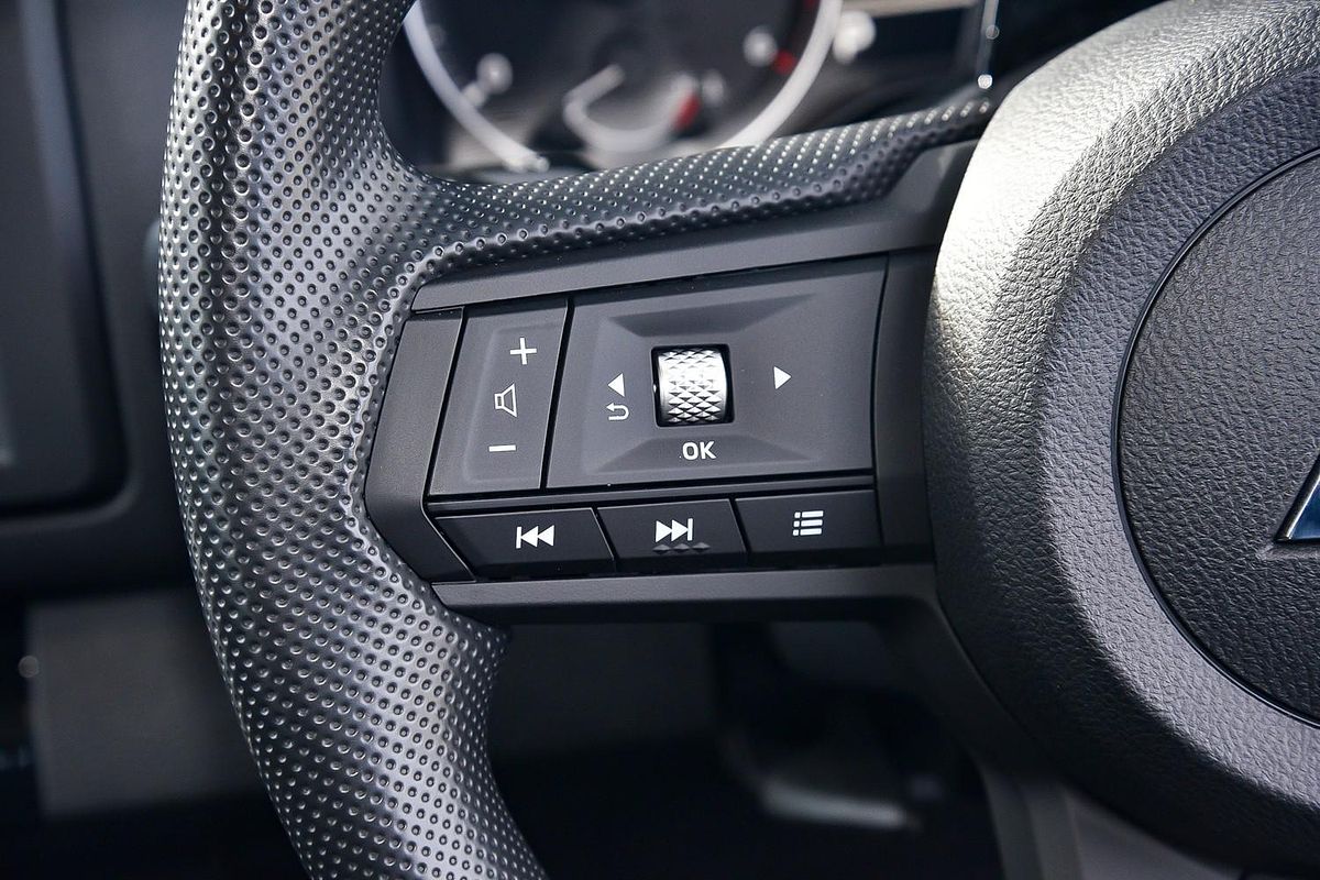 2024 Mitsubishi Triton GLX MV 4X4