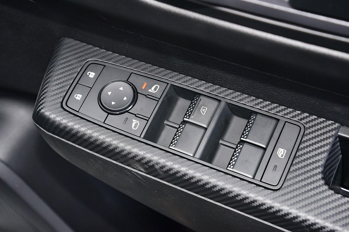 2024 Mitsubishi Triton GLX MV 4X4
