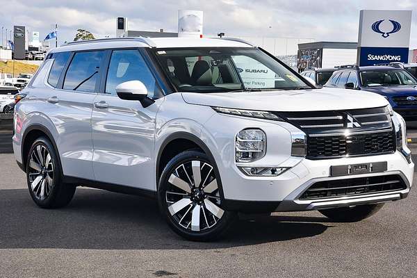 2025 Mitsubishi Outlander Aspire ZM