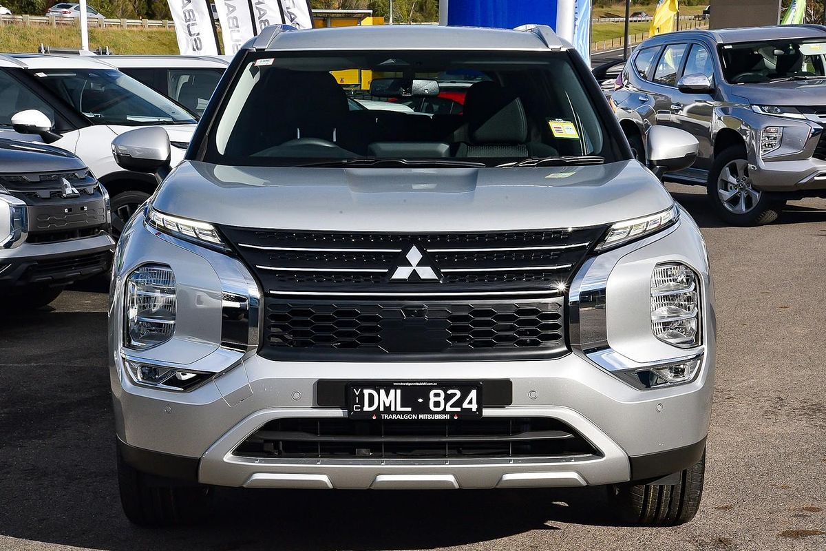 2025 Mitsubishi Outlander LS ZM