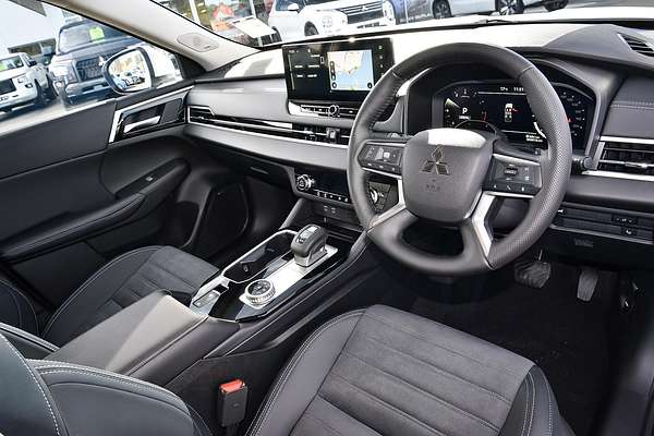 2025 Mitsubishi Outlander Aspire ZM