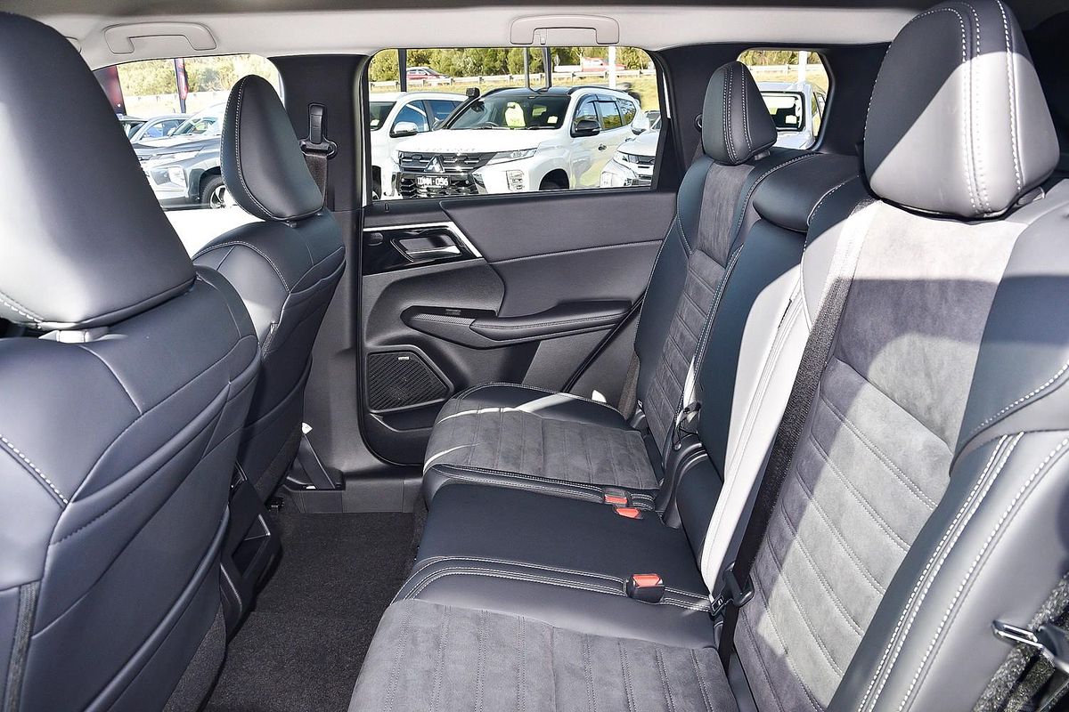 2025 Mitsubishi Outlander Aspire ZM