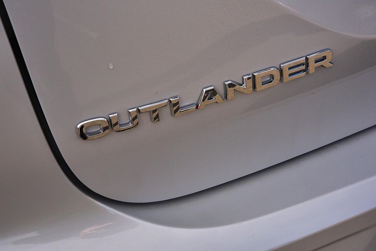 2025 Mitsubishi Outlander Aspire ZM