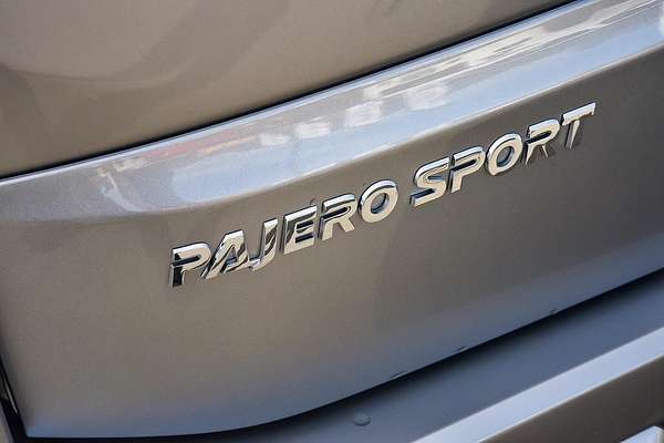 2024 Mitsubishi Pajero Sport GLX QG