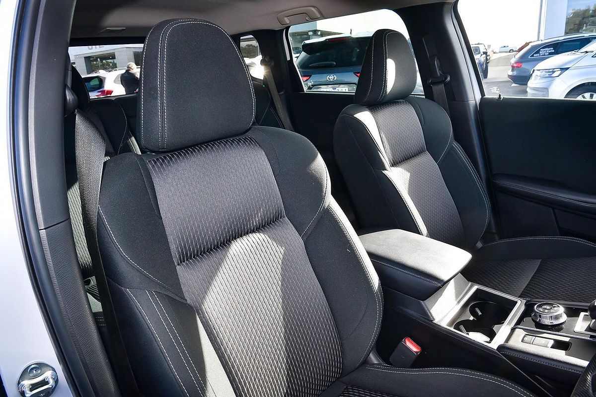2023 Mitsubishi Outlander LS ZM