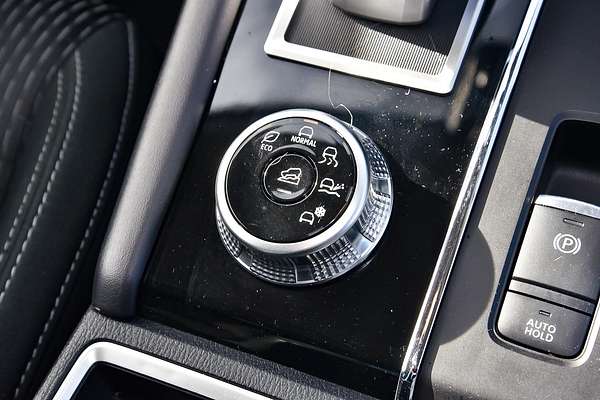 2023 Mitsubishi Outlander LS ZM