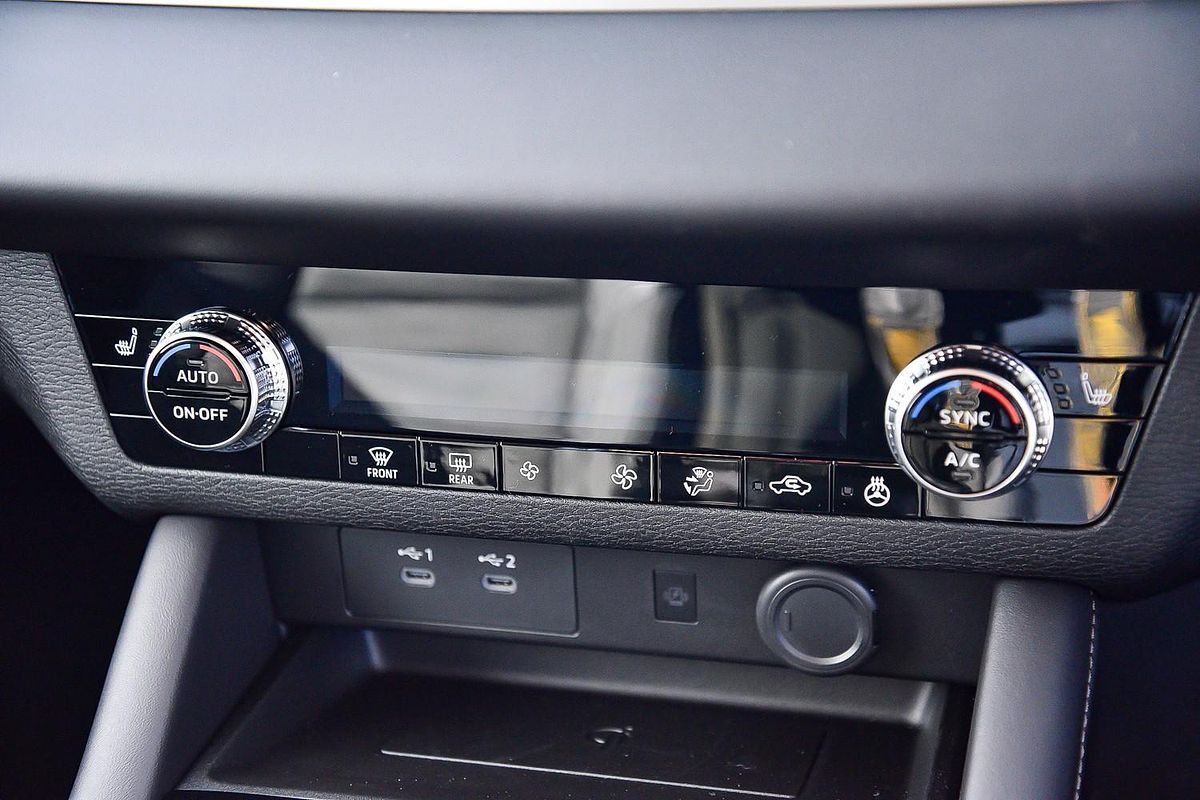 2025 Mitsubishi Outlander Aspire ZM