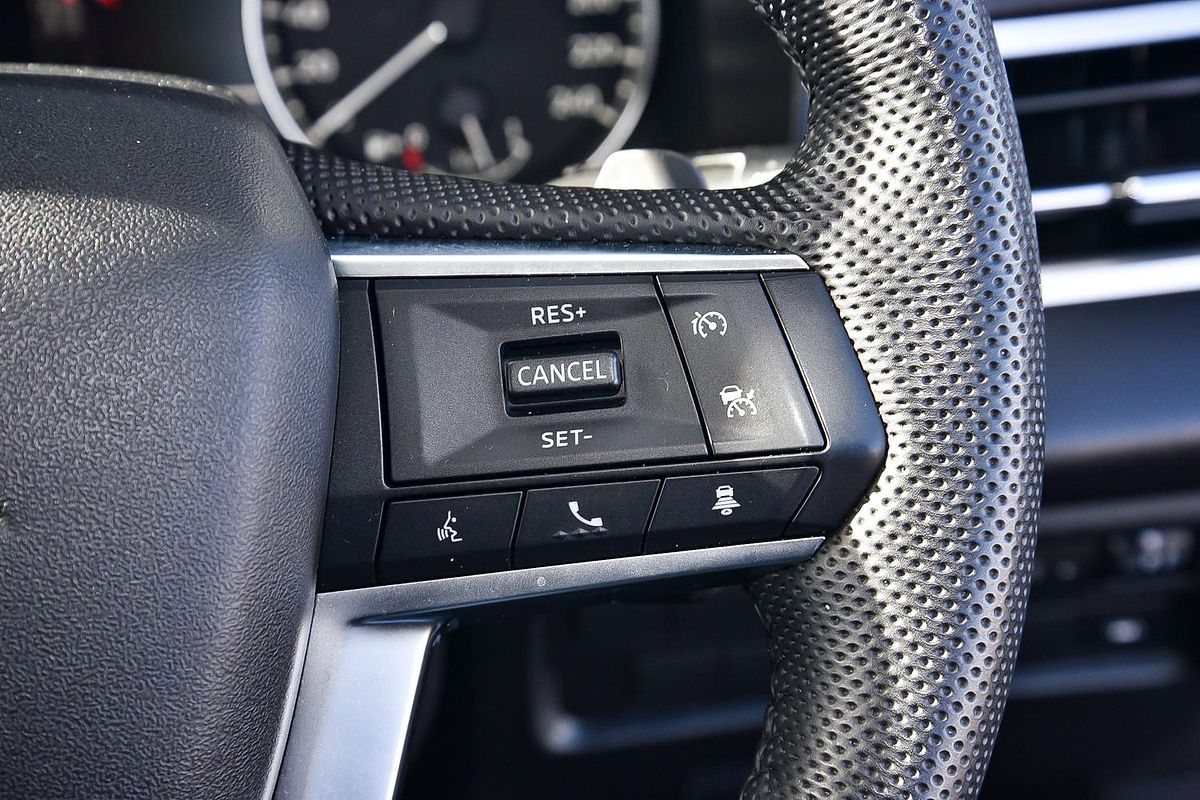 2023 Mitsubishi Outlander LS ZM