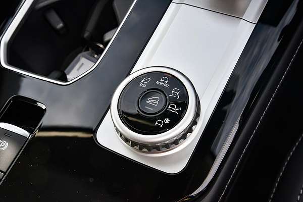 2025 Mitsubishi Outlander Aspire ZM
