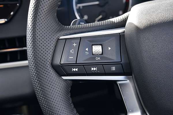 2025 Mitsubishi Outlander LS ZM
