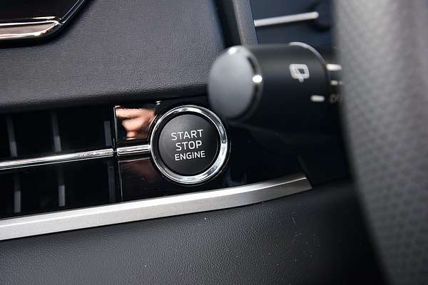 2025 Mitsubishi Outlander LS ZM