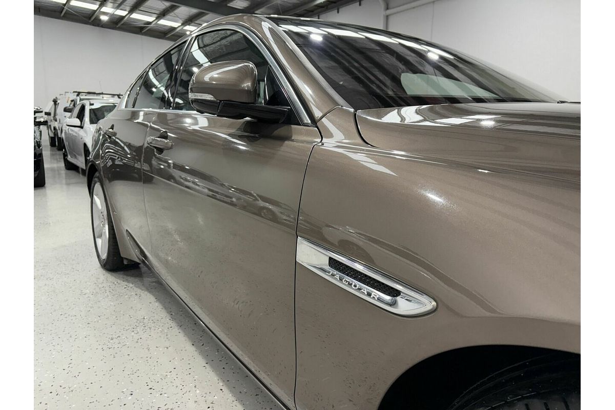 2015 Jaguar XE 20d Prestige X760
