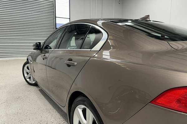 2015 Jaguar XE 20d Prestige X760