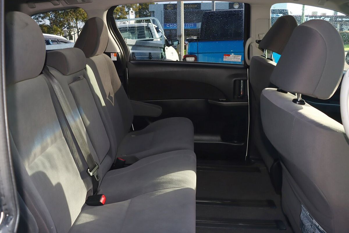 2015 Toyota Tarago GLX ACR50R