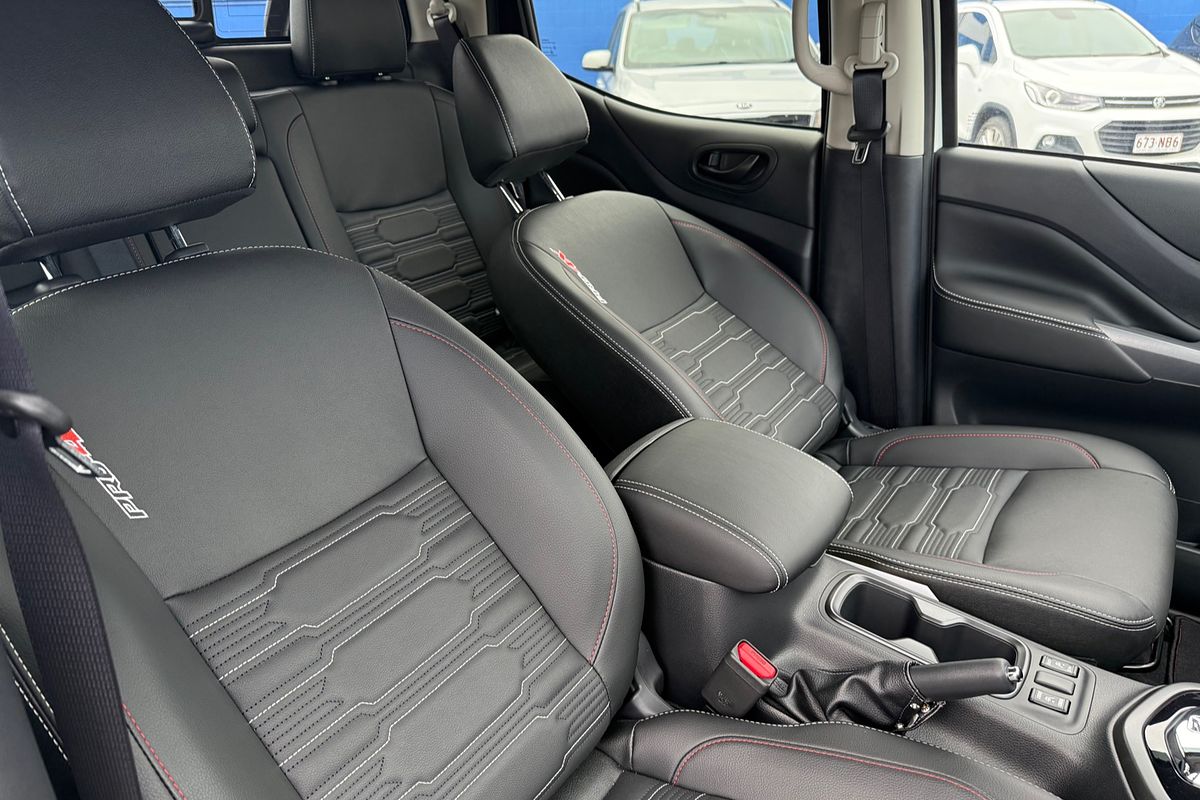 2024 Nissan Navara PRO-4X D23 4X4
