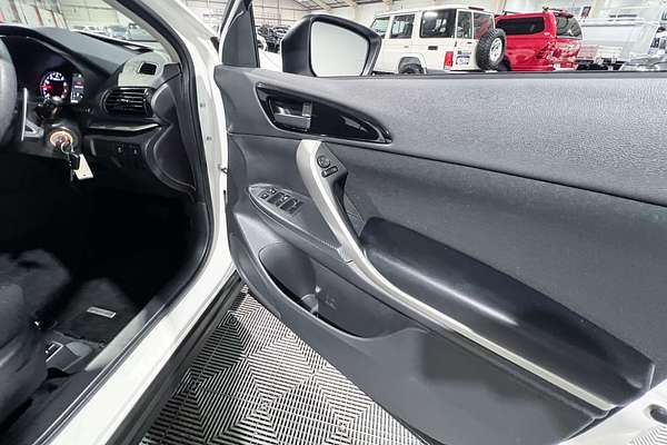 2023 Mitsubishi Eclipse Cross ES YB