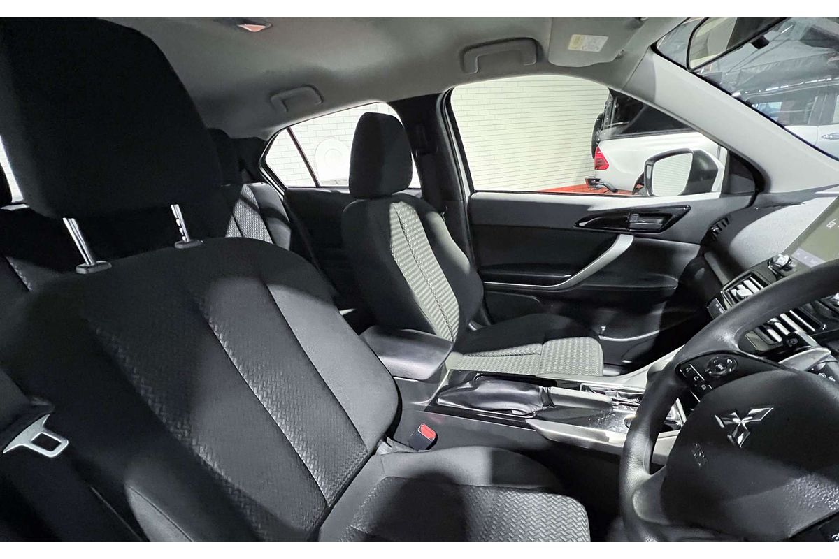 2023 Mitsubishi Eclipse Cross ES YB