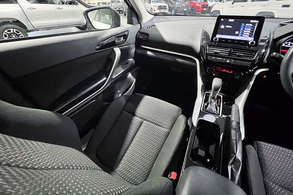 2023 Mitsubishi Eclipse Cross ES YB