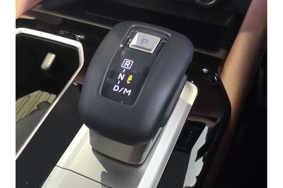 2025 Mitsubishi Outlander Exceed Tourer ZM