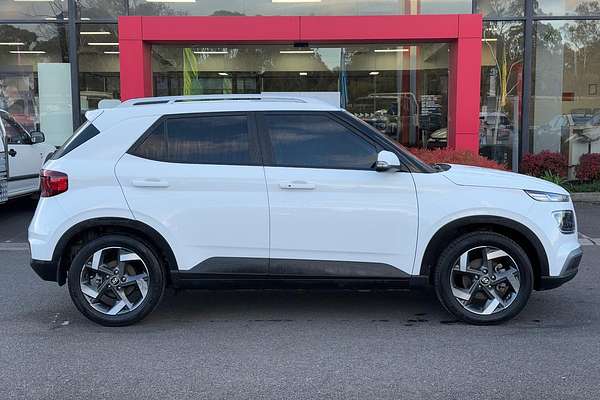 2022 Hyundai Venue Elite QX.V4