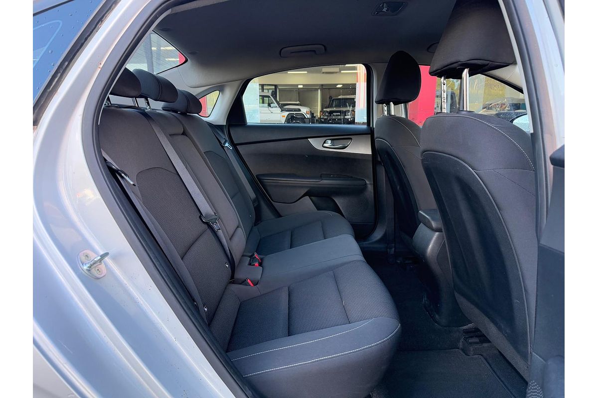 2018 Kia Cerato S YD