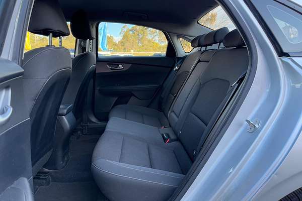 2018 Kia Cerato S YD