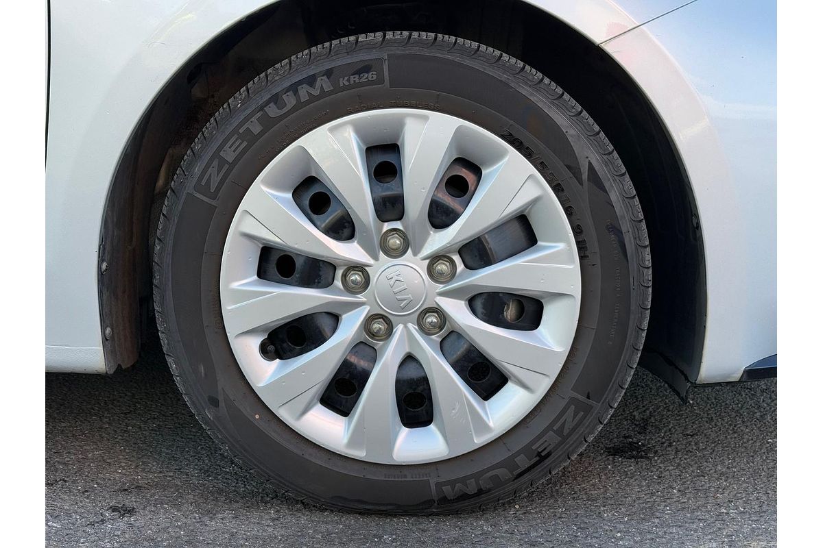 2018 Kia Cerato S YD