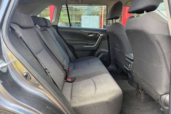 2021 Toyota RAV4 GXL MXAA52R
