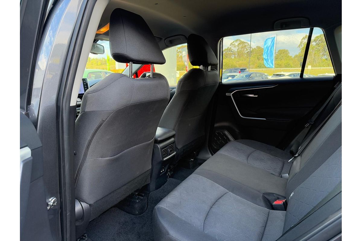 2021 Toyota RAV4 GXL MXAA52R