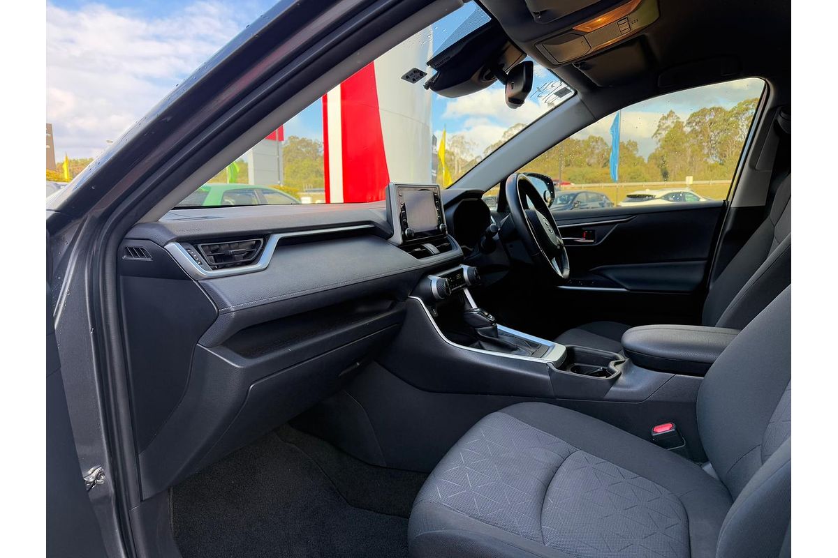 2021 Toyota RAV4 GXL MXAA52R