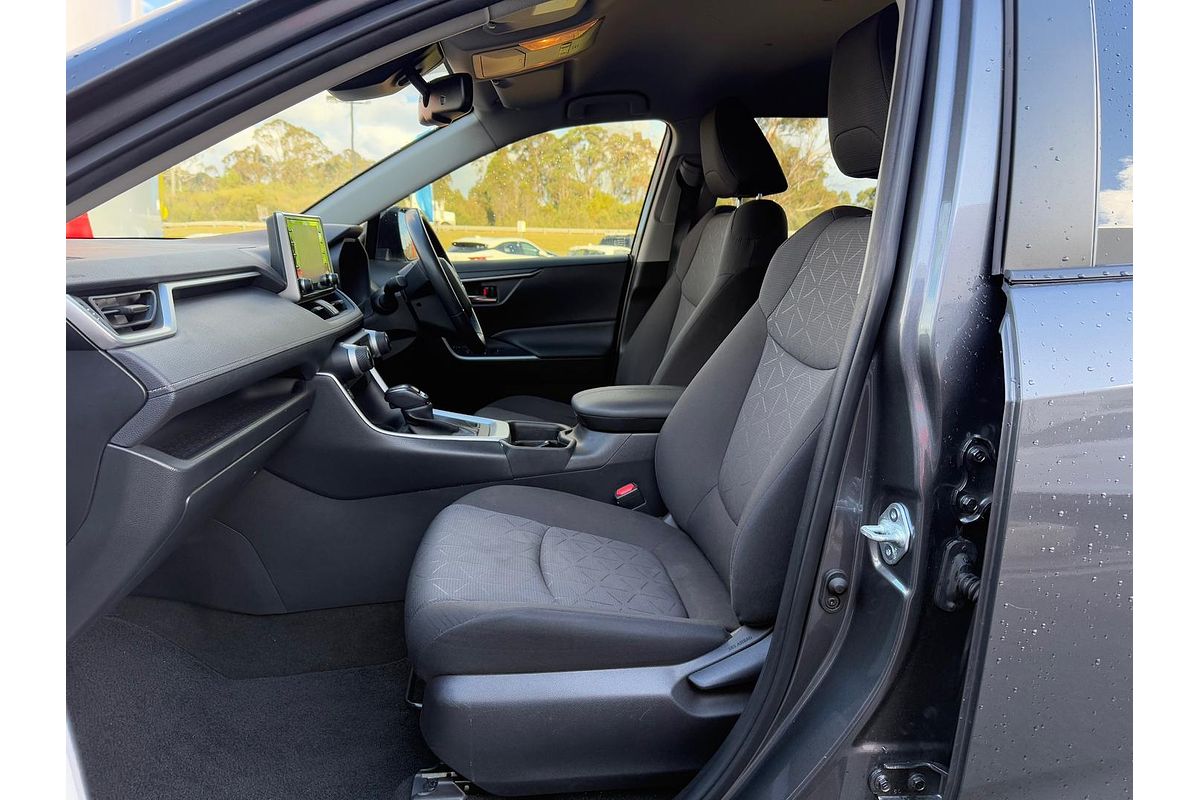 2021 Toyota RAV4 GXL MXAA52R