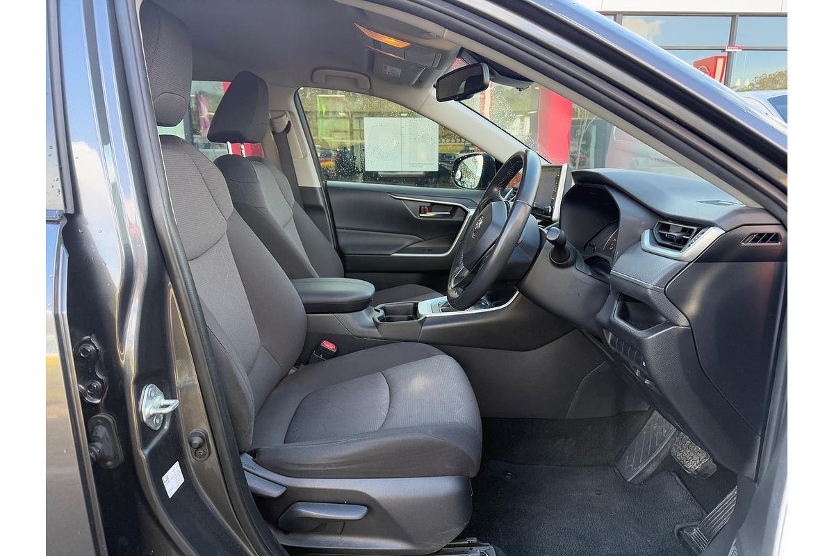 2021 Toyota RAV4 GXL MXAA52R
